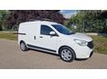 DACIA DOKKER 2017/9 - 1