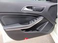 MERCEDES-BENZ A 180 2013 - 21