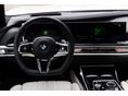 BMW 740 2025/11 - 8