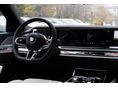 BMW 740 2025/11 - 9