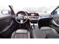 BMW 330 2022/4 - 5
