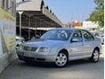 VOLKSWAGEN BORA 1.6 Comfortline ITT és MOST AKCIÓ!!! ROZSDAMENTES/VONÓHOROG/MEGBÍZHATÓ