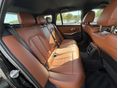 BMW 330 2022/8 - 9