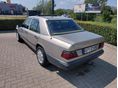 MERCEDES-BENZ E 230 1985/10 - 2