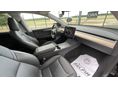 TESLA MODEL Y 2024/3 - 11