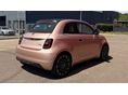 FIAT 500e Cabrio La Prima 42kWh (Automata) / EGY KIS ÉKSZERDOBOZ / STÍLUSOS HÖLGYEKNEK! / ÚJSZERŰ ÁLLAPOT
