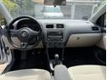 VOLKSWAGEN POLO 2010/4 - 5
