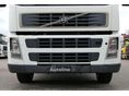 VOLVO 2004/8 - 13