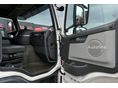 VOLVO 2004/8 - 24