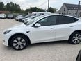 TESLA MODEL Y 2022/3 - 2