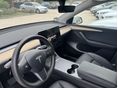 TESLA MODEL Y 2022/3 - 4