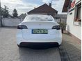 TESLA MODEL Y 2022/3 - 5