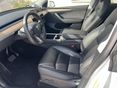 TESLA MODEL Y 2022/3 - 8