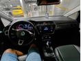 VOLKSWAGEN TOURAN 2017/1 - 5