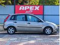 FORD FIESTA 2004/7 - 9