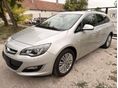 OPEL ASTRA J Sports Tourer 2.0 CDTI Start-Stop Cosmo Ülésfűtés -Kormányfűtés -Tempomat -Multikormány -Navigáció -Jéghideg klíma -Két