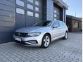 VOLKSWAGEN PASSAT VIII Variant 2.0 TDI SCR Business DSG SZERVIZKÖNYV / 1.TULAJ / MAGYARORSZÁG-i / ÁFAs / NAVI / LED / CARPLAY