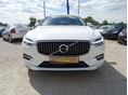 VOLVO XC60 2018/1 - 4