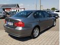 BMW 318 2009/10 - 7