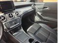 MERCEDES-BENZ CLA 200 2017/7 - 12