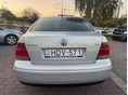 VOLKSWAGEN BORA 2000/7 - 6
