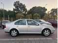 VOLKSWAGEN BORA 2000/7 - 8