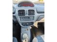 RENAULT CLIO 2000/11 - 17
