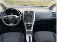 TOYOTA AURIS 2010/7 - 9