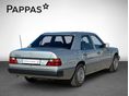 MERCEDES-BENZ 200 1993/3 - 12