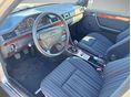 MERCEDES-BENZ 200 1993/3 - 4