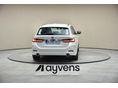 BMW 320 2024/4 - 6