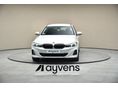 BMW 320 2024/4 - 5