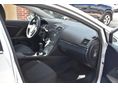 TOYOTA AVENSIS 2009/10 - 15
