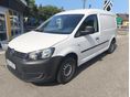 VOLKSWAGEN CADDY MAXI +4 téli kerékkel. Vezérlés és olaj cserélve SZERVIZKÖNYV. Kedvező fogyasztás