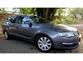 VOLKSWAGEN PASSAT VI Variant 2.0 CR TDI Highline 140LE Bőr-Alcantara.Bi-Xenon.2xDigit klíma 2xparkassist. Extrás