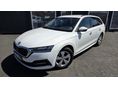 SKODA OCTAVIA Combi 2.0 TDI SCR Ambition DSG Magyarországi szervizkönyves! Több darab!