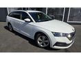 SKODA OCTAVIA Combi 2.0 TDI SCR Ambition DSG Magyarországi szervizkönyves! Több darab!