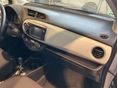 TOYOTA YARIS 2013/6 - 8