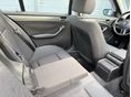BMW 318 2005/3 - 10