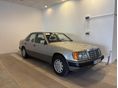 MERCEDES-BENZ E 230 