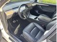 TESLA MODEL Y 2021/12 - 11