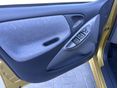 TOYOTA YARIS 2001/1 - 9