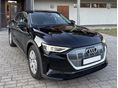 AUDI E-TRON Q8 55 quattro - Valcona bőr - vonóhorog - 5x ül.fűt - head-up - 450km