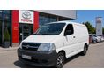 TOYOTA HIACE 2011/12 - 1