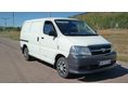 TOYOTA HIACE 2011/12 - 5
