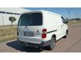 TOYOTA HIACE 2011/12 - 7