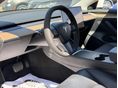 TESLA MODEL 3 2021/12 - 10