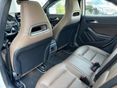 MERCEDES-BENZ GLA 220 2018/9 - 24