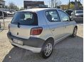 TOYOTA YARIS 2002/7 - 6