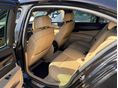 BMW 740 2011/10 - 22